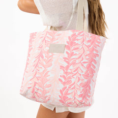 Day Tripper | Lei Stand