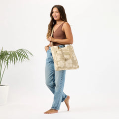 Keep It Light Daily Tote | Hana Hou