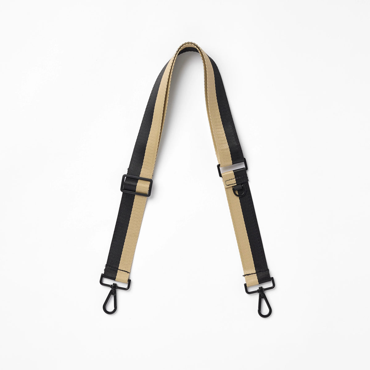The Strap | Le Voyageur